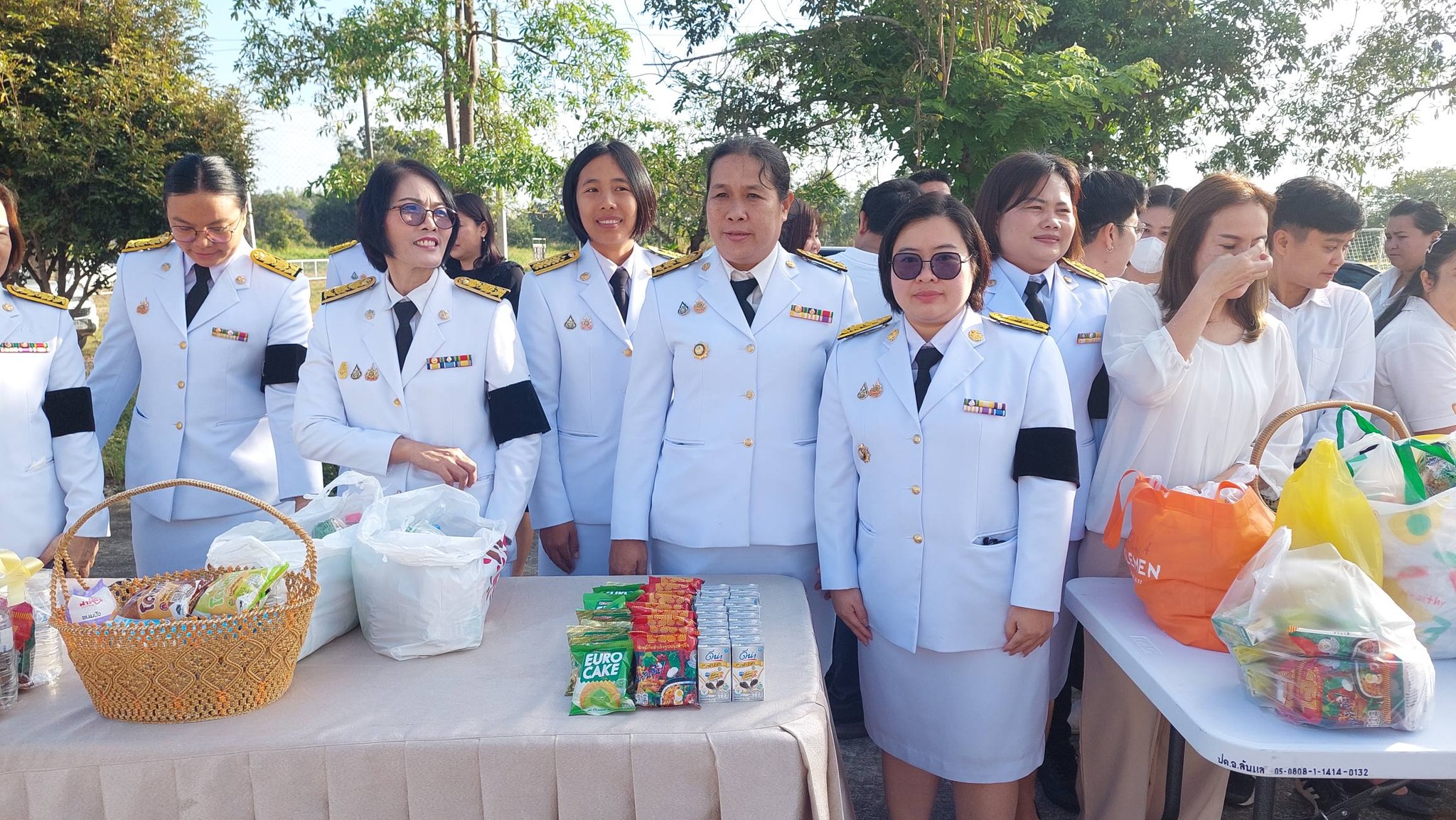นายอำเภอลับแล เป็นประธานในพิธีเจริญพระพุทธมนต์ทำบุญตักบาตรถวายพระราชกุศลและวางพานพุ่มดอกไม้ เนื่องในวันคล้ายวันพระราชสมภพพระบาทสมเด็จพระบรมชนกาธิเบศร มหาภูมิพลอดุลยเดชมหาราชบรมนาถบพิตร วันชาติ และวันพ่อแห่งชาติ 5 ธันวาคม 2568